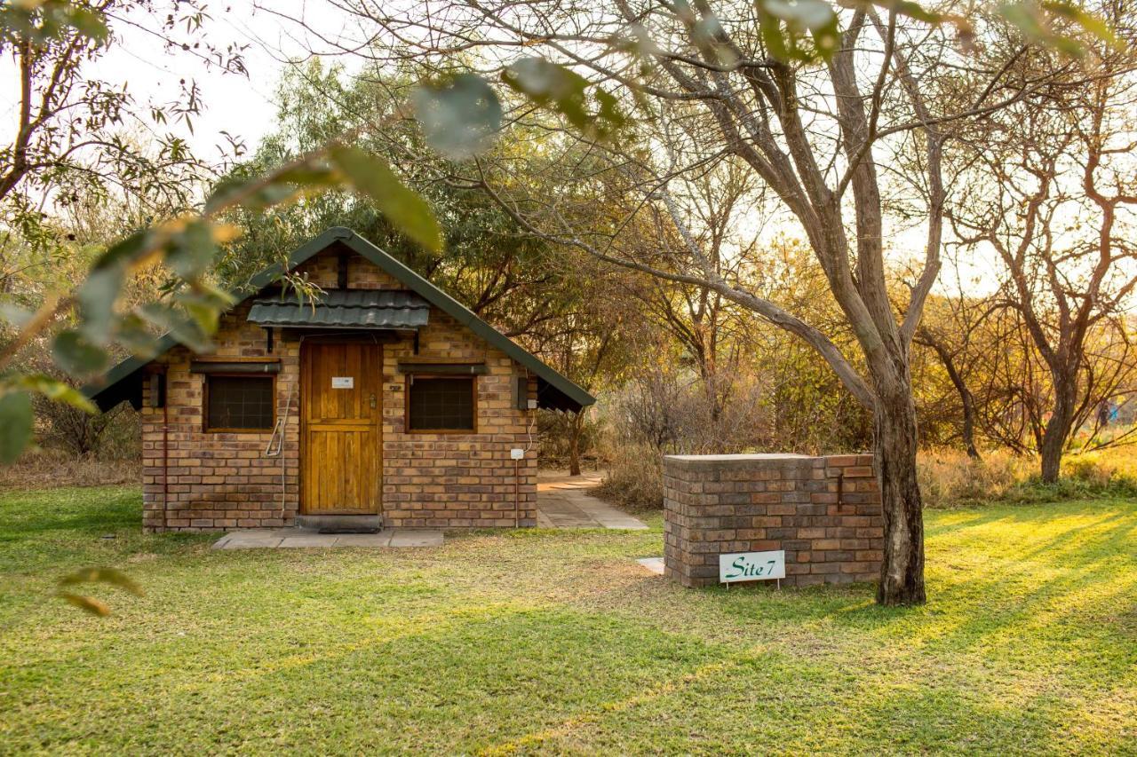 Woodlands Stop Over And Lodge フランシスタウン エクステリア 写真